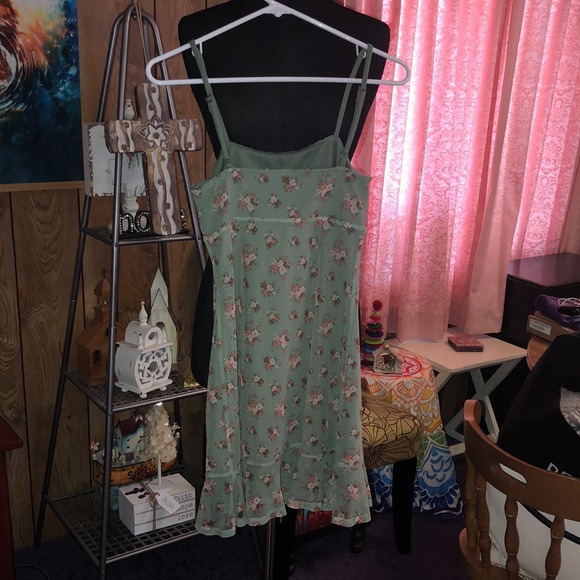 Pretty Lacey Dress by Sky & Sparrow - Picture 3 of 14